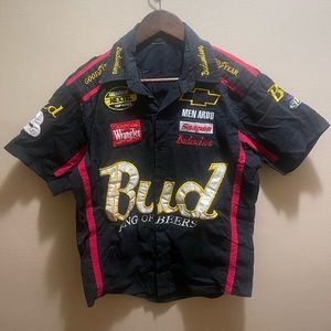 Budweiser button up..vintage..no tag..20x24…racing patches all over